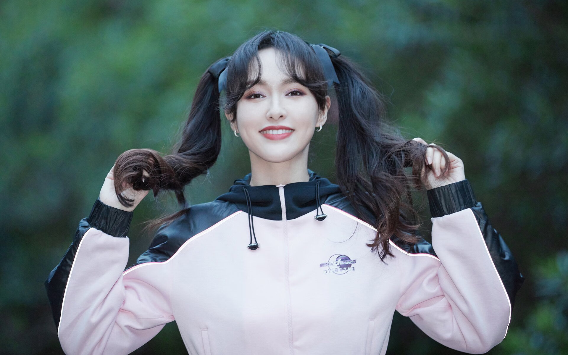 “2025世界运动会：简阳文体中心羽毛球赛成全民焦点”